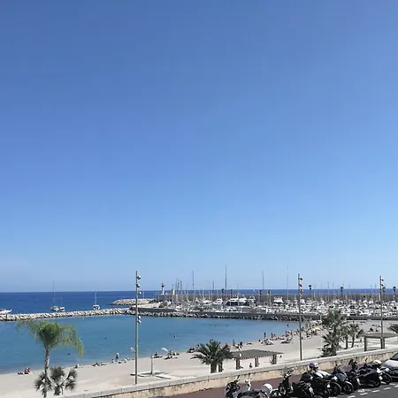 Apartament Maison De Typique Mentonnaise *