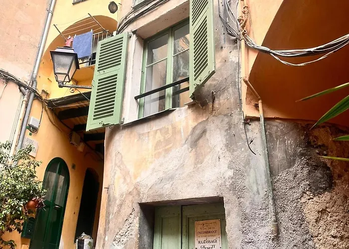 Maison De Typique Mentonnaise