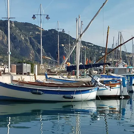 Maison De Typique Mentonnaise 멍똥