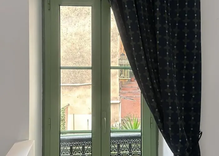 Maison De Typique Mentonnaise * Μεντόν